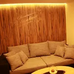Haus Kartoner בית הארחה 3*