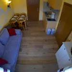 بيت ضيافة Haus Kartoner 3*